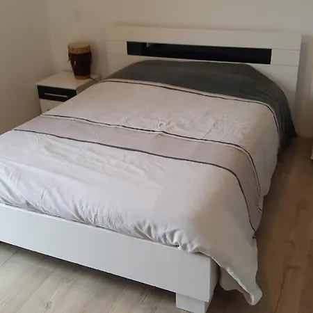 Hébergement de vacances Charmante 2